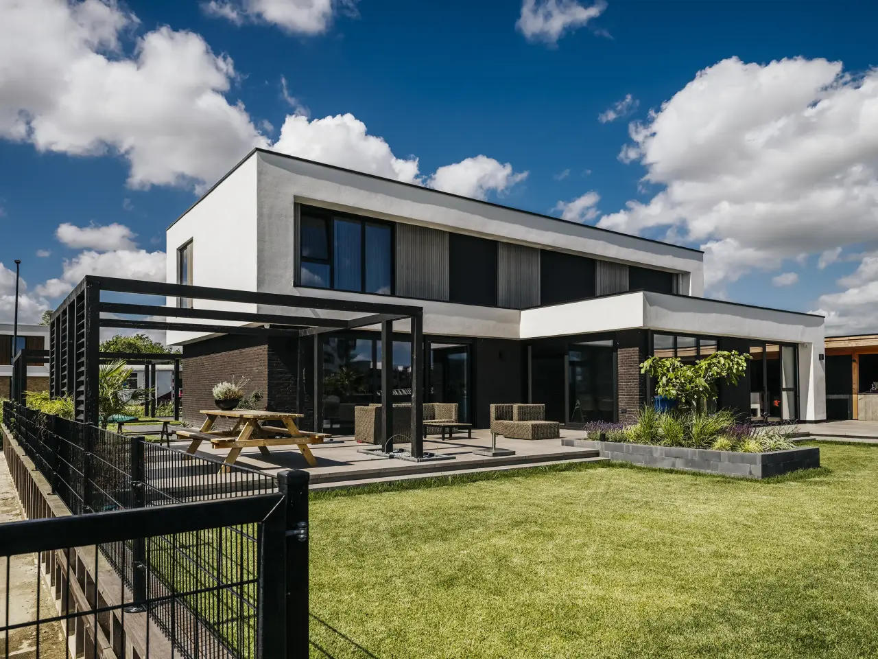 Royale Villa  Rotterdam Nesselanden  02